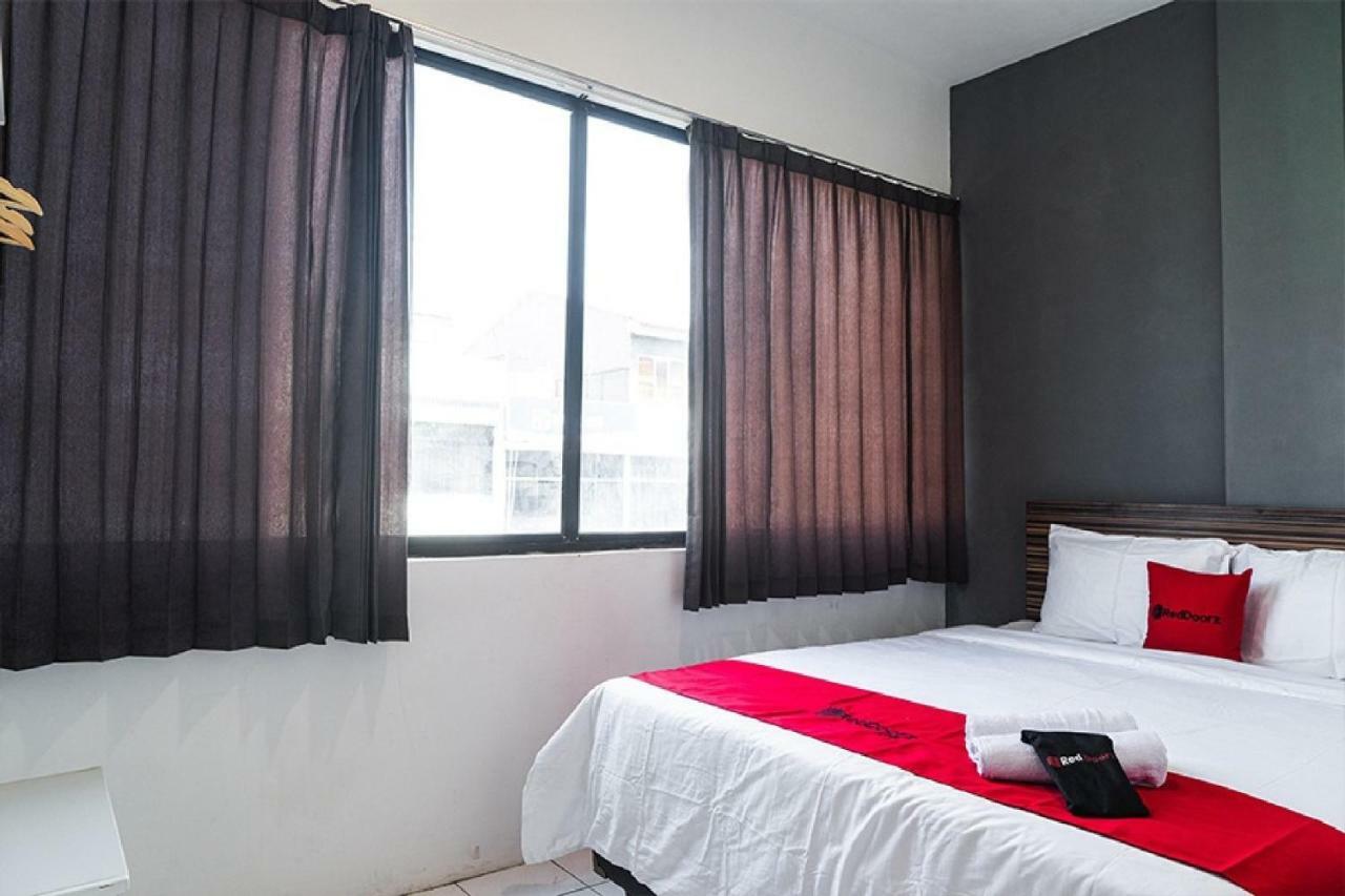 Reddoorz Near Seasons City Mall Jakarta Eksteriør bilde